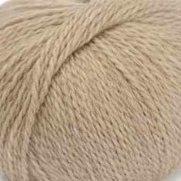 HiKoo Highland Lux Yarn - Taupe close up to show texture