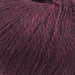 HiKoo Highland Lux Yarn - Sugar Plum close up to show texture 