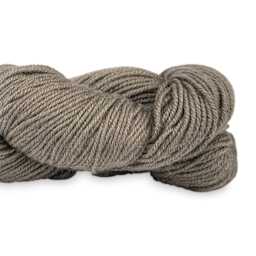 HiKoo Madrona DK Yarn - Coastal Driftwood close up to show texture