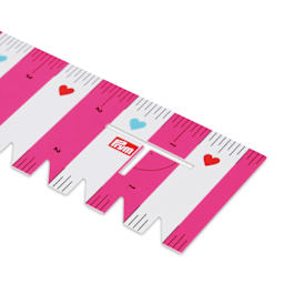 Prym Love Ruler - 8", Pink (Close-up of ruler with notches)
