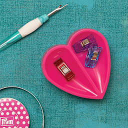  Prym Love Magnetic Pin Cushion Dish - Heart (tray holding clips)