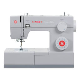 Singer Heavy Duty 4423 Sewing Machine, front