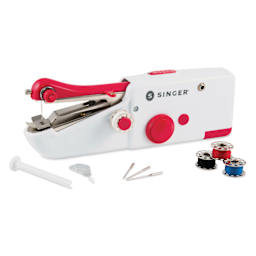 Singer Stitch Sew Quick Handheld Mending Machine contents