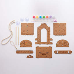 Build & Paint in Bird Feeder Build & Paint in Bird Feeder