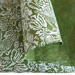 LAMALI Decorative Lokta Paper, 20 in x 30 in, Thrush & Strawberries, Avocado, White Silkscreen
