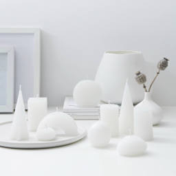 Rico Design Candle Wax Granules - finished candle examples