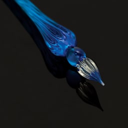 Herbin Round Glass Dip Pen - Navy Blue close-up of nib against black background