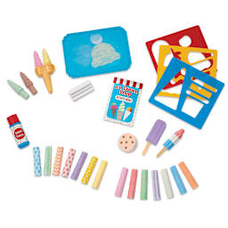 Melissa & Doug Ice Cream Shop Chalk Play Set (Set contents)