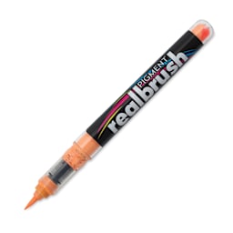 Karin Realbrush Pigment Marker - Peach, cap off