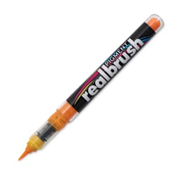 Karin Realbrush Pigment Marker - Gold, cap off
