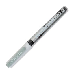 Karin Realbrush Pro Marker - Neutral Grey 1, 4 mm, Brush Tip, cap on