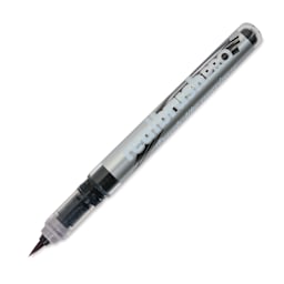 Karin Realbrush Pro Marker - Warm Grey 2, 4 mm, Brush Tip, cap off