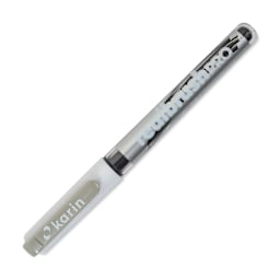 Karin Realbrush Pro Marker - Cool Grey 1, 4 mm, Brush Tip, cap on