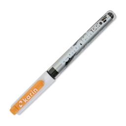 Karin Realbrush Pro Marker - Rose Wood, 4 mm, Brush Tip, cap on