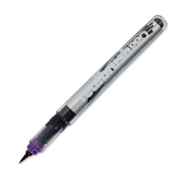 Karin Realbrush Pro Marker - Plum, 4 mm, Brush Tip, cap off