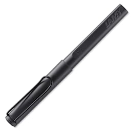Lamy Safari Note+ Stylus Pen - Black Matte, cap on
