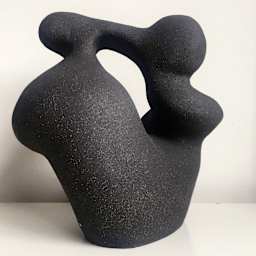 Sio-2 PRNF Black Sculpture Clay - finished piece by @gabi_levinton_ceramica