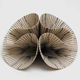 Sio-2 PCLI Stoneware Paper Clay - finished piece by Maria Oriza