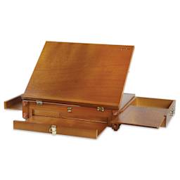 Jullian Travel Pochade Box, front view with opened compartments. 