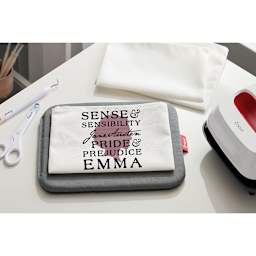 Cricut Cosmetic Bag Blanks - Set of 3, White (Sample cosmetic bag with design)