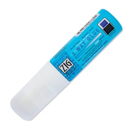 Kuretake Zig 2 Way Glue Pen - Broad Tip - with cap on