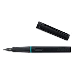 Lamy Safari Multi Ring Fountain Pen Set - Black, Medium Nib, capped