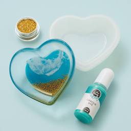 American Crafts Color Pour Catch-All Dish Silicone Molds - Set of 3 (heart mold and heart dish, glitter and colorant sold separately)