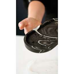 Colorberry Jesin Casting Compound, close-up of finished trinket tray example