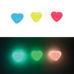 Jewelry Made By Me Liquid Pigment - Set of 3, Glow, 10 ml Bottles showing glow effect