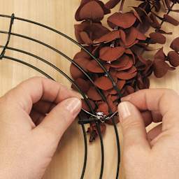 FloraCraft Floral Paddle Wire - Silver, 26 gauge tying fake flowers to wire frame