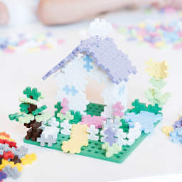 Plus-Plus Learn To Build Pastel Colors Set, Example House
