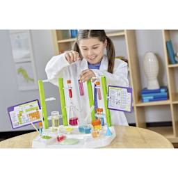 Thames & Kosmos Ooze Labs Chemistry Station STEM Experiment Kit (kit in use)