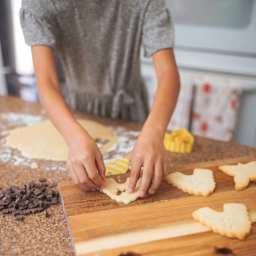 Spring Fling Busy Bee Cookie Cutter and Spatula Set (Placing cookie cut outs on table)