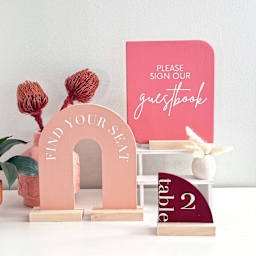 Walnut Hollow Tabletop Sign Base - Stand, 4-1/2" x 2", Pkg of 2 - finished examples