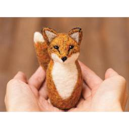 Grey Fox Felting Needle Felting Project Kit - Red Fox (Finished felted red fox)
