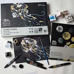 Winsor & Newton Metallic Mixed Media Set being used to create artwork.