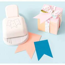 We R Memory Keepers 3 in 1 Punch - Banners (Punch with sample banners and gift box)