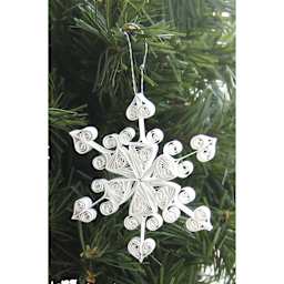 Quilled Creations Quilling Kit - Holiday Ornaments - finished ornament example