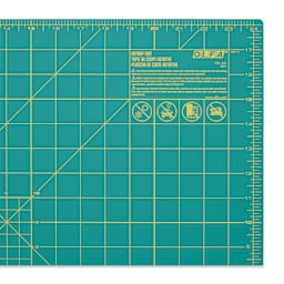 Olfa Self-Healing Rotary Cutting Mat - Green, 18" x 24", close-up of the gridlines