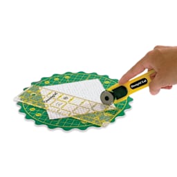 Omnigrid 360 Rotating Cutting Mat - Green/Yellow, 8" - in use (materials not included)
