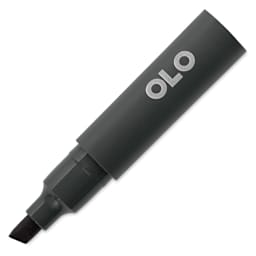 Olo Chisel Tip Half-Marker - WG7 Warm Gray 7 - with cap off