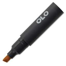Olo Chisel Tip Half-Marker - Y02.5 Yellow Ochre with cap off