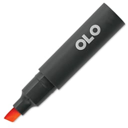 Olo Chisel-Tip Half Marker - O2.4 Golden Poppy with cap off