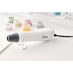 Sizzix Dual Speed Heat Tool - in use