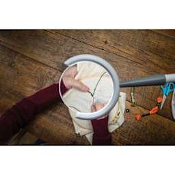 Daylight Magnificent Pro Clamp Lamp - in use