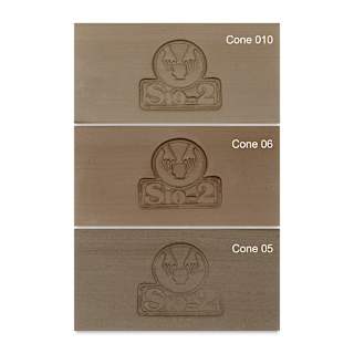 Sio-2 PM Black Earthenware Clay - 27.6 lbs