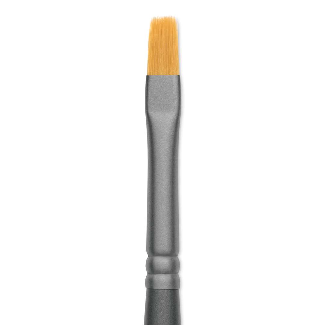Open in modal - Vallejo Synthetic Golden Toray Hobby Brush - Effects Flat, Size 6, close up