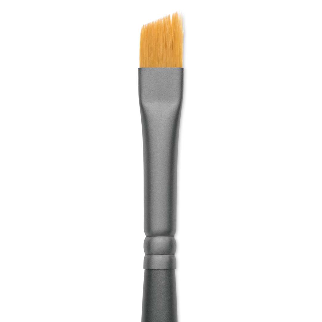 Open in modal - Vallejo Synthetic Golden Toray Hobby Brush - Blender, Large, close up