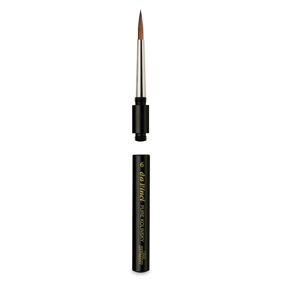 Open in modal - Da Vinci Maestro Kolinsky Brush - Travel Round, Short Handle, Size 6 brush removed from handle
