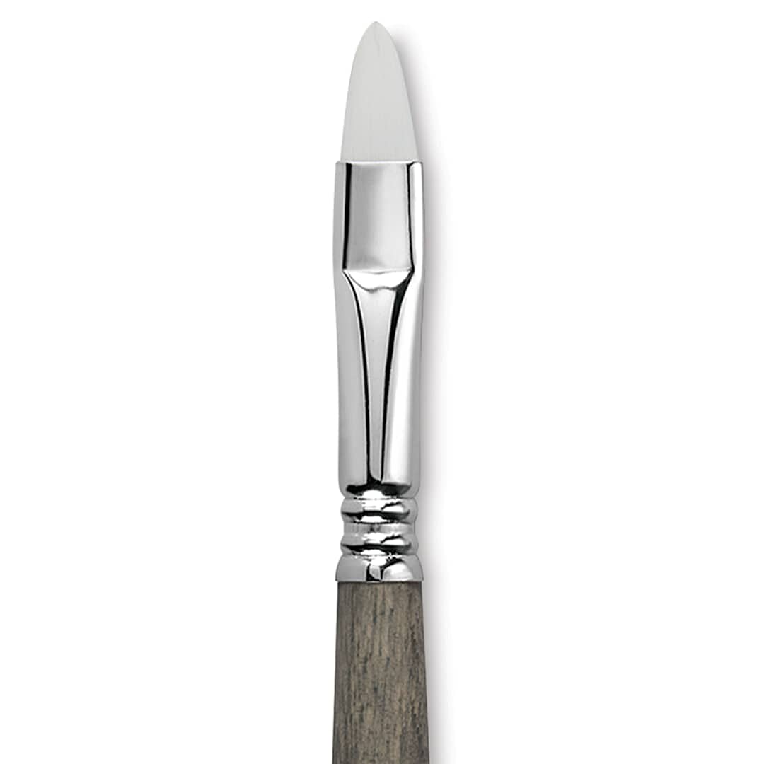Open in modal - Escoda Perla Toray White Synthetic Brush - Bright, Short Handle, Size 10 (Close-up of brush)